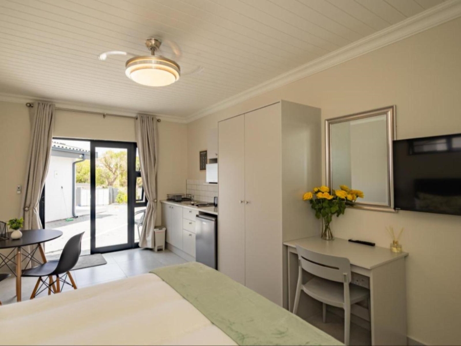 To Let 1 Bedroom Property for Rent in Vredenberg Western Cape